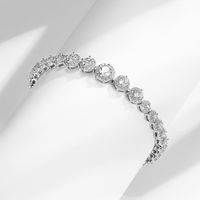 Laiton Plaqué Or 18K Décontractée Style Classique Placage Incruster Rond Zircon Bracelet Tennis main image 3