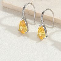 1 Pair Simple Style Animal Inlay Shell Copper Zircon 14K Gold Plated Earrings sku image 3