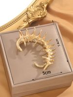 1 Piece Exaggerated Simple Style Solid Color Alloy Zinc Ear Cuffs main image 2