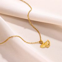 304 Stainless Steel 18K Gold Plated Simple Style Classic Style Plating Hollow Out Ginkgo Leaf Pendant Necklace main image 6