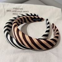 Women's Elegant Modern Style Stripe Knot Cloth Metal Printing Hair Band main image 4