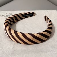 Women's Elegant Modern Style Stripe Knot Cloth Metal Printing Hair Band sku image 2