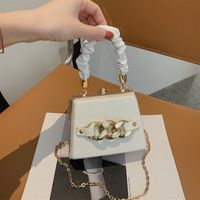 Women's Small Pu Leather Solid Color Classic Style Lock Clasp Handbag main image 1