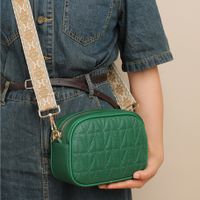 Frau Alle Jahreszeiten Leder Einfarbig Vintage-stil Quadrat Reißverschluss Quadratische Tasche main image 2