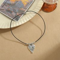 Vintage Style Simple Style Geometric Heart Shape CCB Alloy Rope Plating Women's Pendant Necklace main image 3