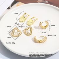 1 Paire Style Simple Style Classique Forme De Cœur Placage Incruster Le Cuivre Strass Perle Plaqué Or 18K Des Boucles D'Oreilles main image 2