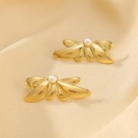 1 Pair IG Style Vintage Style Simple Style Flower Inlay 304 Stainless Steel Pearl 18K Gold Plated Ear Studs main image 5