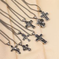 304 Stainless Steel Modern Style Classic Style Round Portrait Cross Solid Color Pendant Necklace main image 5