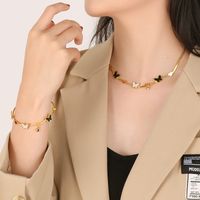 Acero Titanio Chapados en oro de 18k Elegante Señora Mariposa Pulsera Aretes Collar main image 8