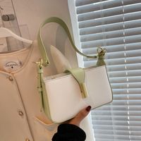 Women's Medium Pu Leather Solid Color Classic Style Streetwear Lock Clasp Shoulder Bag Crossbody Bag main image 2