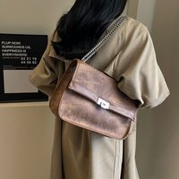 Women's Medium Pu Leather Solid Color Streetwear Square Lock Clasp Shoulder Bag Crossbody Bag main image 3