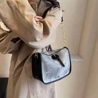 Women's Medium Pu Leather Solid Color Classic Style Square Zipper Shoulder Bag Crossbody Bag main image 5