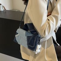 Women's Medium Denim Solid Color Classic Style Streetwear Magnetic Buckle Shoulder Bag Crossbody Bag main image 6