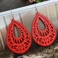 1 Pair Casual Retro Simple Style Water Droplets Stoving Varnish Wood Drop Earrings main image 1