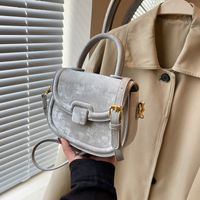 Women's Medium Pu Leather Solid Color Classic Style Streetwear Magnetic Buckle Shoulder Bag Handbag Crossbody Bag main image 2