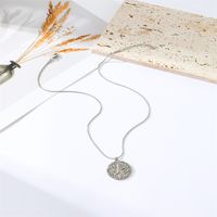 304 Stainless Steel Hip-Hop Retro Asymmetrical Solid Color Pendant Necklace sku image 1
