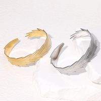 IG Style Modern Style Simple Style Feather 304 Stainless Steel 18K Gold Plated Bangle In Bulk main image 3