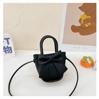 Girl's Pu Leather Solid Color Bow Knot Cute Square Magnetic Buckle Handbag main image 6