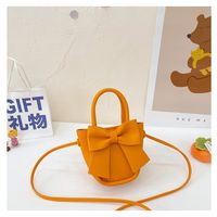 Girl's Pu Leather Solid Color Bow Knot Cute Square Magnetic Buckle Handbag main image 4