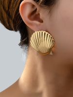 1 Pair Casual Elegant Simple Style Shell Plating Iron Ear Studs main image 1