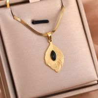 316 Stainless Steel  18K Gold Plated Streetwear Inlay Pentagram Natural Stone Rhinestones Pendant Necklace main image 3