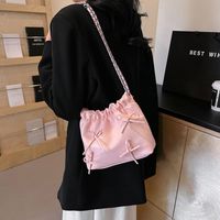 Women's Medium Pu Leather Solid Color Bow Knot Cute Classic Style Square Magnetic Buckle Bucket Bag main image 3