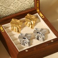 1 Pair Casual Retro Formal Geometric Solid Color Pleated 304 Stainless Steel 18K Gold Plated Ear Studs main image 3