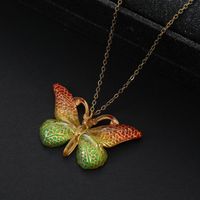 Rock Simple Style Butterfly Alloy Asymmetrical Women's Pendant Necklace main image 6