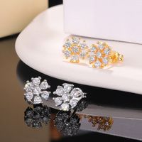 1 Pair Simple Style Flower Inlay Copper Zircon Ear Studs main image 5