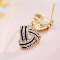 1 Pair Simple Style Shiny Triangle Hollow Out Inlay Copper Zircon Ear Studs main image 4