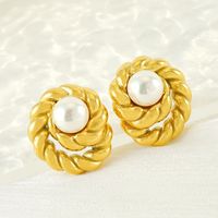 1 Pair Simple Style Commute Geometric Inlay Titanium Steel Artificial Pearls 18K Gold Plated Ear Studs main image 1