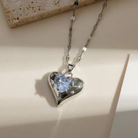 Copper Gold Plated Simple Style Classic Style Plating Inlay Heart Shape Zircon Pendant Necklace main image 3