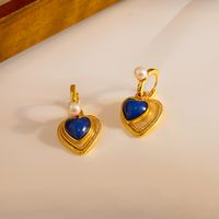 1 Pair Retro Heart Shape Plating Copper 18K Gold Plated Drop Earrings main image 4