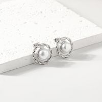 1 Pair Elegant Lady Modern Style Round Twist Plating Inlay 304 Stainless Steel Artificial Pearls Drop Earrings sku image 1