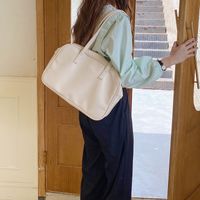 Women's Medium Pu Leather Solid Color Basic Square Zipper Shoulder Bag main image 2
