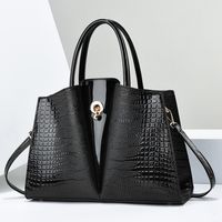 Women's Large Pu Leather Solid Color Vintage Style Zipper Tote Bag sku image 4