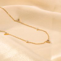 Edelstahl 304 18 Karat Vergoldet Romantisch Einfacher Stil Glänzend Aushöhlen Inlay Dreieck Strasssteine Halskette main image 7