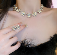 Elegante Boda Nupcial Flor Aleación Embutido Diamantes De Imitación Circón Mujeres Aretes Collar main image 1