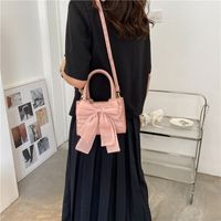 Women's Pu Leather Solid Color Bow Knot Basic Square Zipper Handbag main image 4