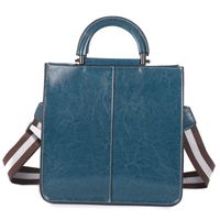 Women's Medium Leather Solid Color Vintage Style Zipper Buckle Handbag sku image 5