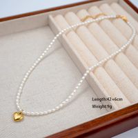 Elegant Retro Heart Shape 304 Stainless Steel Imitation Pearl Gold Plated Women's Pendant Necklace main image 2