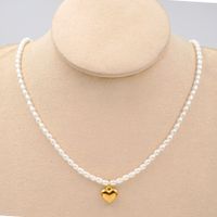 Elegant Retro Heart Shape 304 Stainless Steel Imitation Pearl Gold Plated Women's Pendant Necklace main image 4