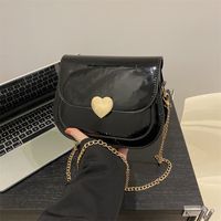 Women's Medium Pu Leather Heart Shape Solid Color Classic Style Square Flip Cover Crossbody Bag main image 2
