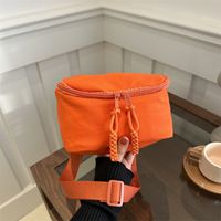 Women's Medium Canvas Solid Color Basic Oval Zipper Crossbody Bag main image 4