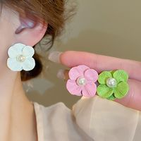 1 Pair Sweet Flower Inlay Alloy Imitation Pearl Ear Studs main image 3