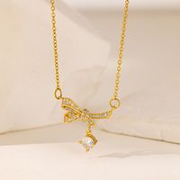304 Stainless Steel 18K Gold Plated Casual Simple Style Commute Inlay Swan Heart Shape Bow Knot Artificial Rhinestones Pendant Necklace main image 3