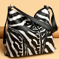Women's Large Oxford Cloth Zebra Classic Style Square Zipper Shoulder Bag sku image 1
