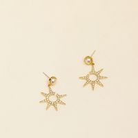 1 Pair Sweet Artistic Eight Awn Star Inlay Copper Pearl Zircon 18K Gold Plated Drop Earrings main image 3