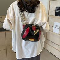 Women's Pu Leather Color Block Basic Sewing Thread Zipper Shoulder Bag main image 3