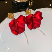 1 Pair Casual Simple Style Petal Pearl Alloy Drop Earrings sku image 2